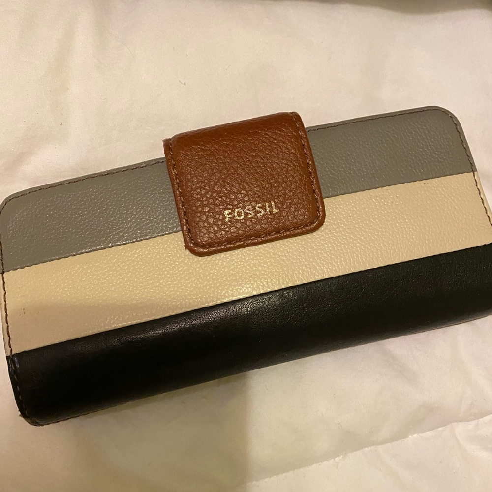 Fossil Wallet